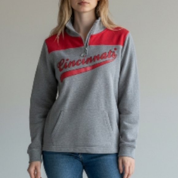 VS PINK Cincinnati Reds Sweatshirt - Picture 2 of 10